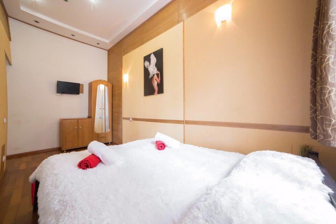 Rk Central Avenue Apartment リヴィウ エクステリア 写真